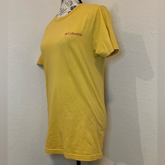 Columbia Men's Yellow Tee - Picture 4 of 9